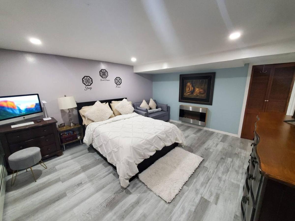 Lovely 2 Bedroom Apartment With 2 Entrance And Parking New York Exterior foto