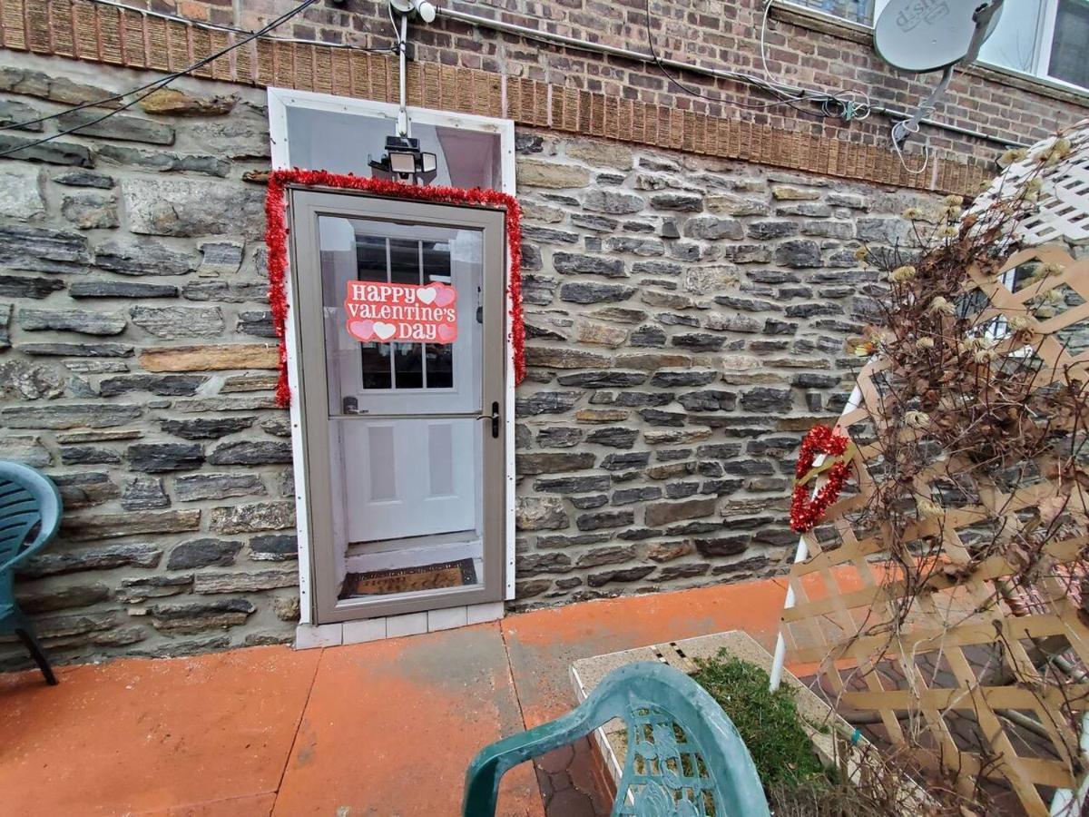 Lovely 2 Bedroom Apartment With 2 Entrance And Parking New York Exterior foto
